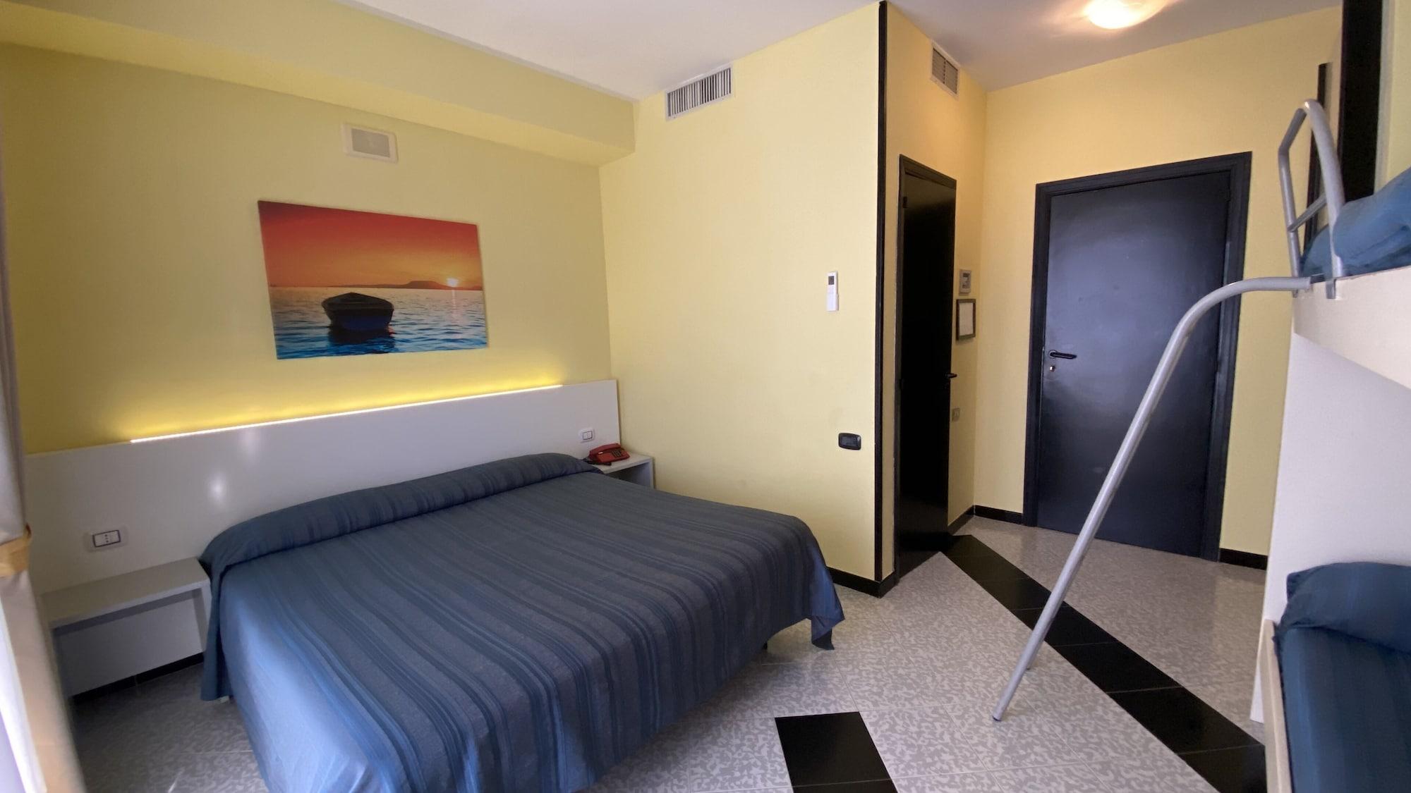 Hotel Club Clorinda Nuova Gestione 2024 Паестум Екстериор снимка