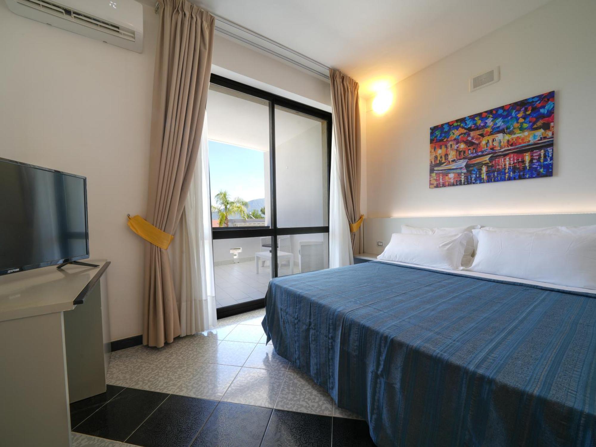 Hotel Club Clorinda Nuova Gestione 2024 Паестум Екстериор снимка