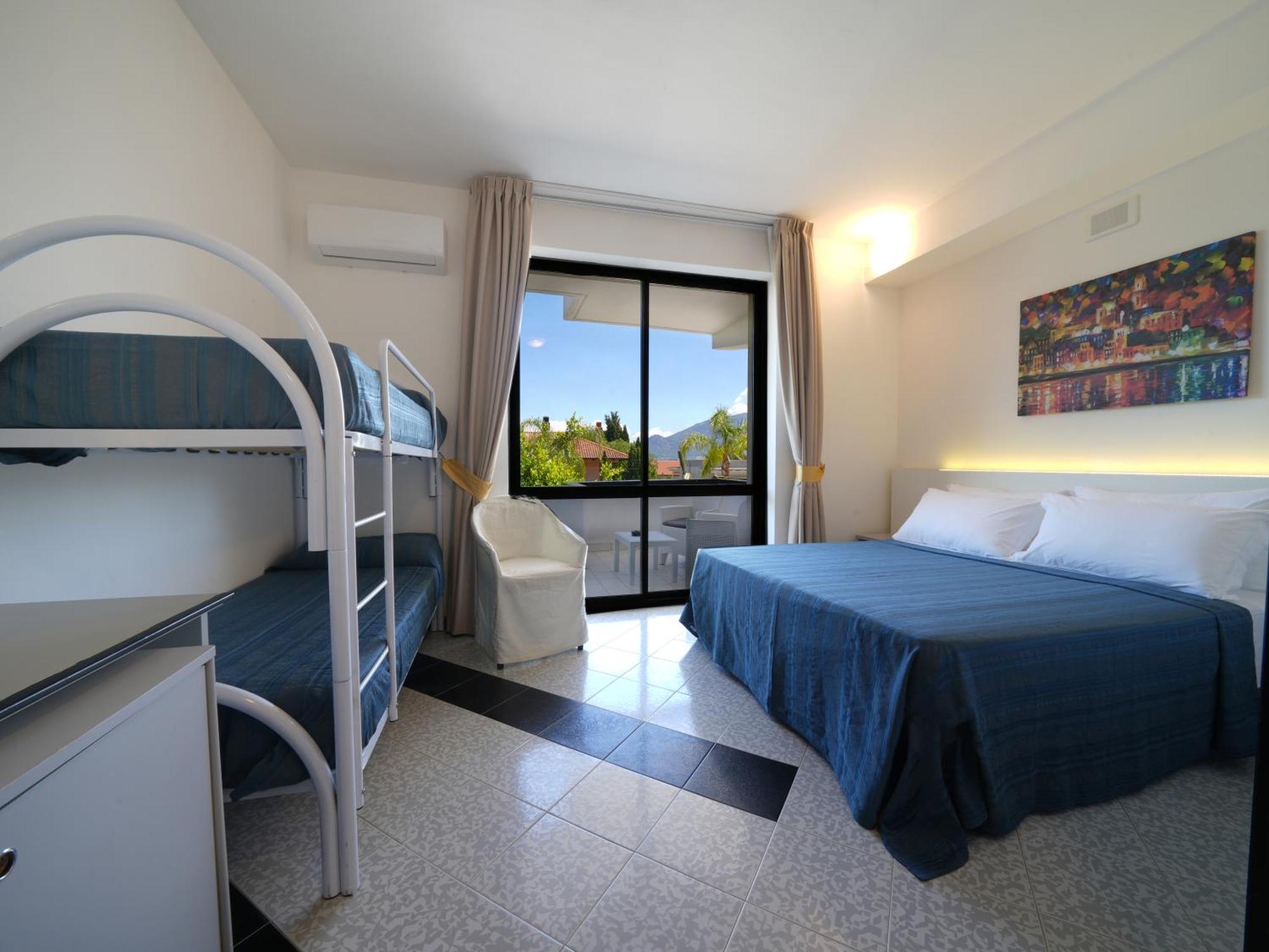 Hotel Club Clorinda Nuova Gestione 2024 Паестум Екстериор снимка